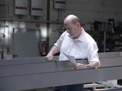 Hubertus Haking bei der Entwicklung